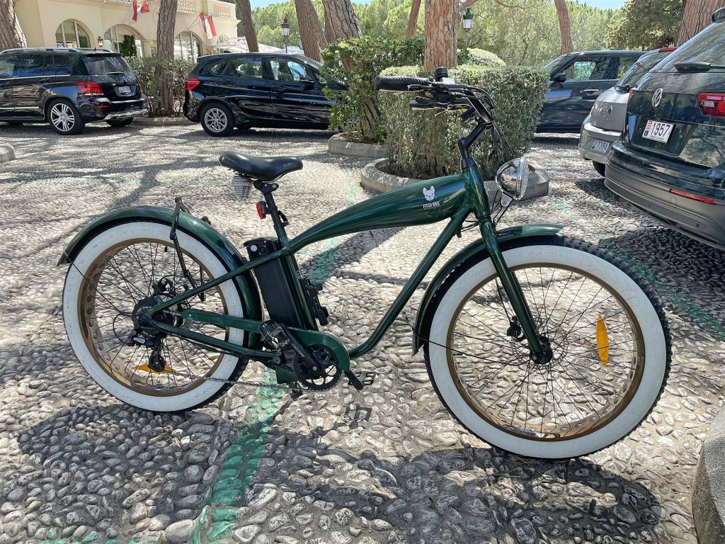 MONACO - een Fitch bike