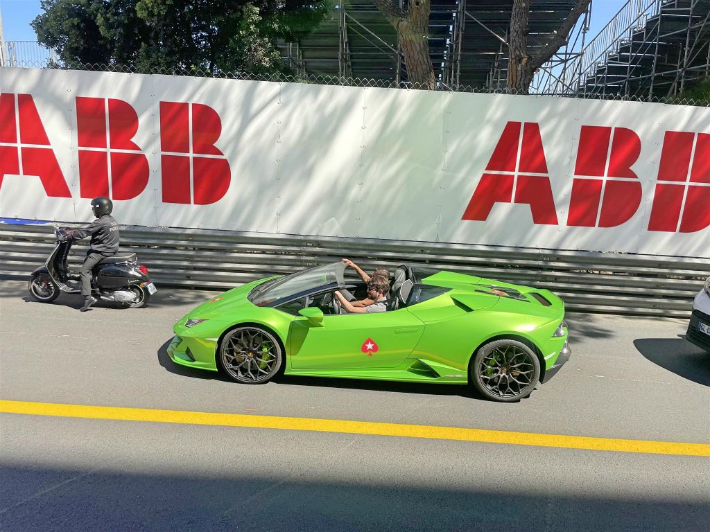 MONACO - een Lamborghini Huracán