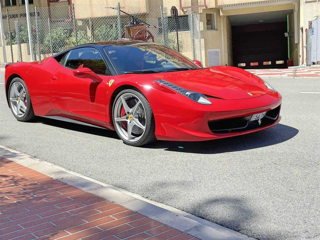 MONACO - een Ferrari 458
