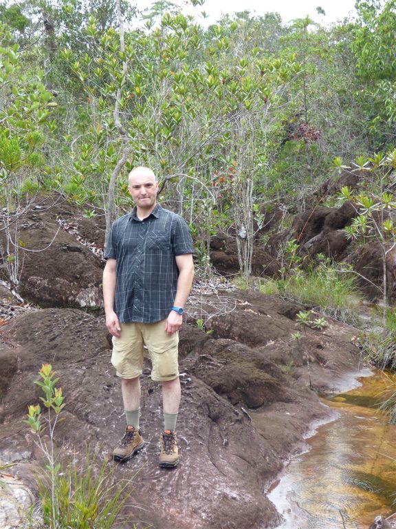 BAKO NATIONAL PARK - Carlos onderweg tijdens de Lintang route
