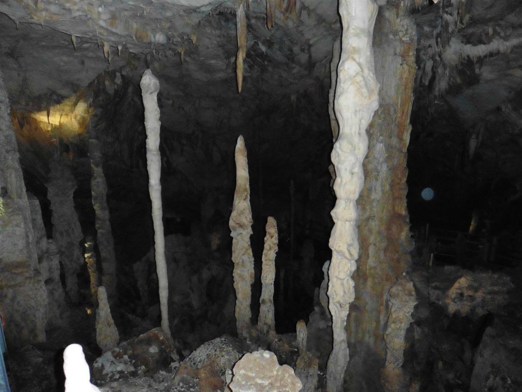 MULU NATIONAL PARK - enkele druipsteenformaties in de grot Wind Cave