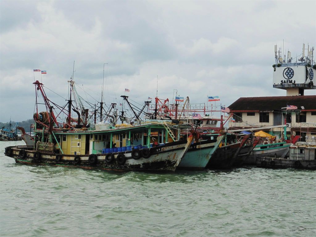 KOTA KINABALU - enkele vissersboten