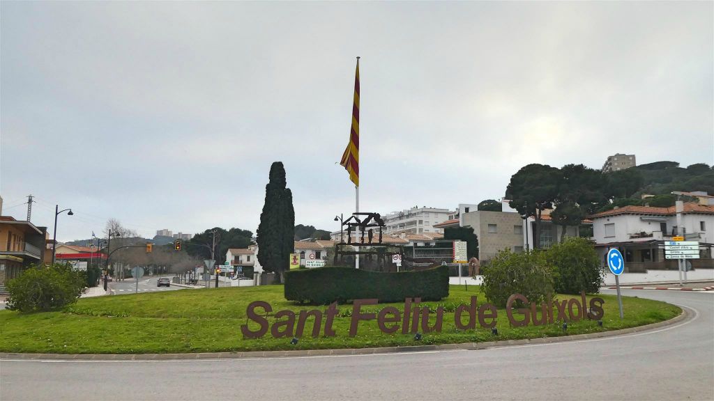 SANT FELIU DE GUÌXOLS - een rotonde