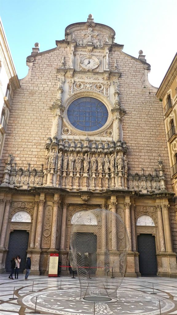 MONTSERRAT - de kerk van Montserrat