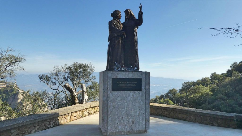 MONTSERRAT -  een monument ter ere van de Catalaanse heilige Teresa Jornet Ibars (1843-1897)