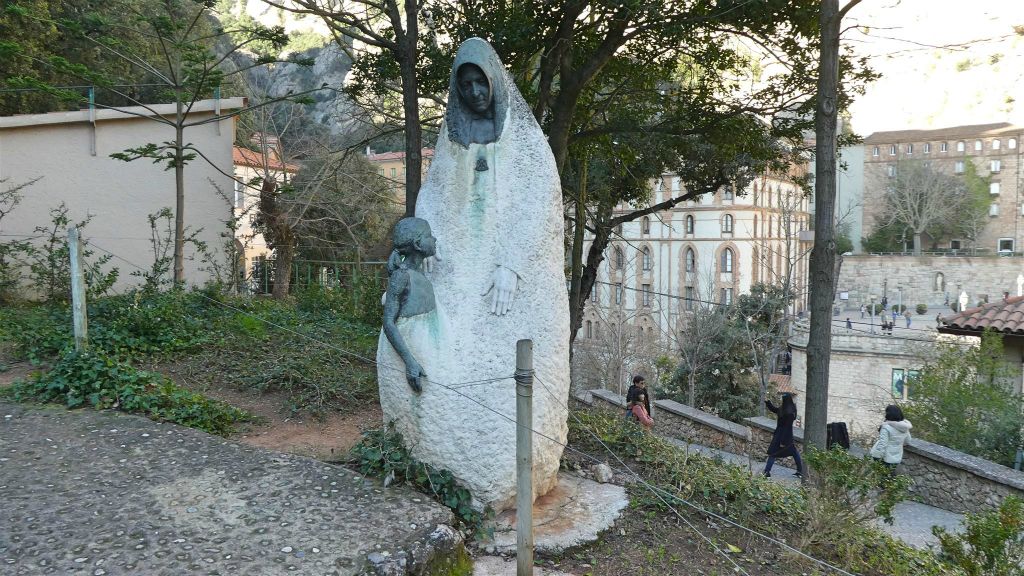 MONTSERRAT - een beeldhouwwerk
