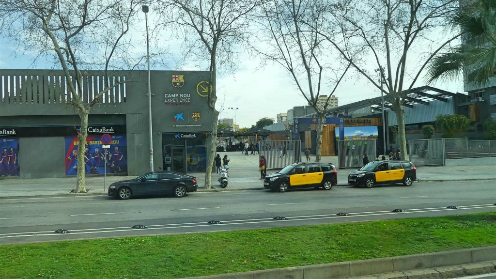 BARCELONA - een ingang van het voetbalstadion van FC Barcelona