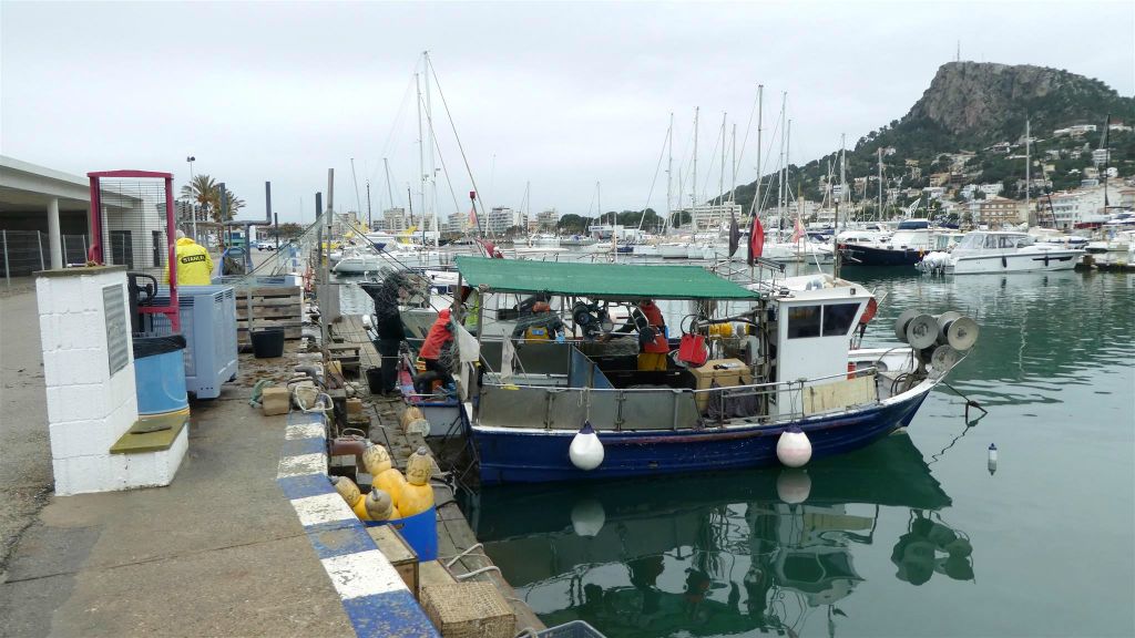 l'ESTARTIT - een vissersboot