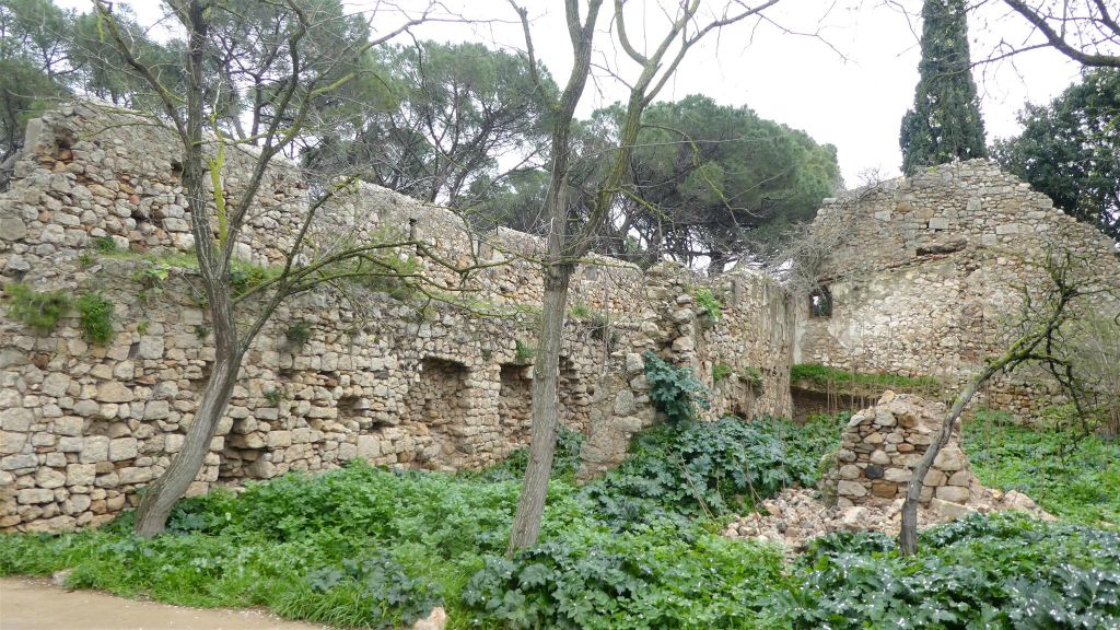 SANT MARTÍ D'EMPÚRIES - een ruïne