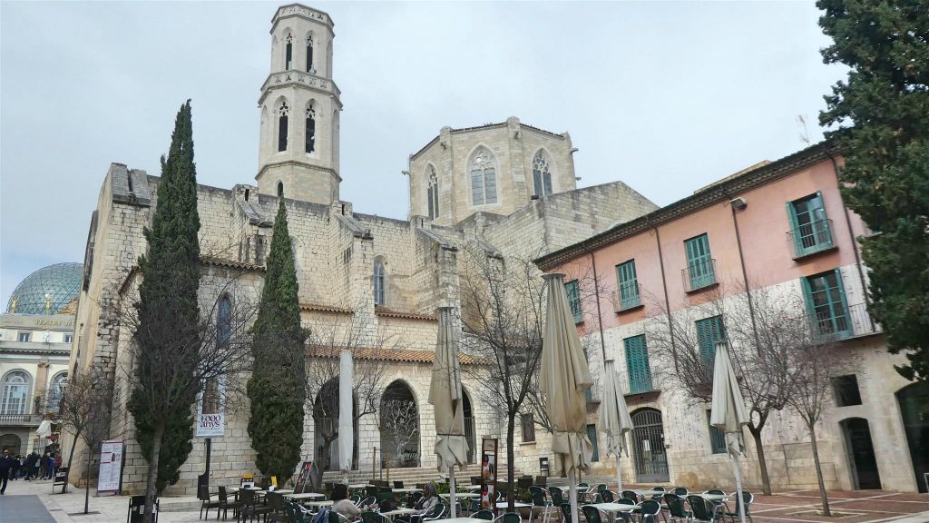 FIGUERAS - de kerk van Sant Pere