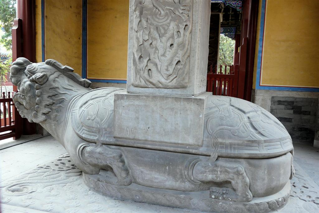 BEIJING - beeld bij de confucius tempel