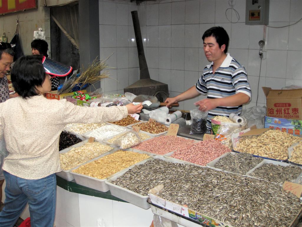 BEIJING - zaden op een lokale markt