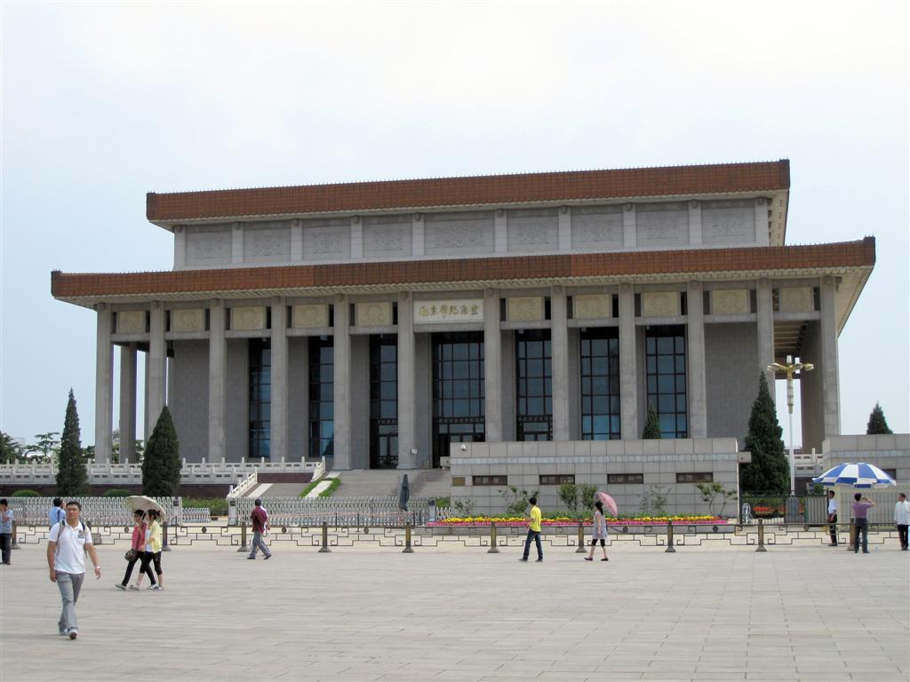 BEIJING - mausoleum van Mao op het plein van de hemelse vrede