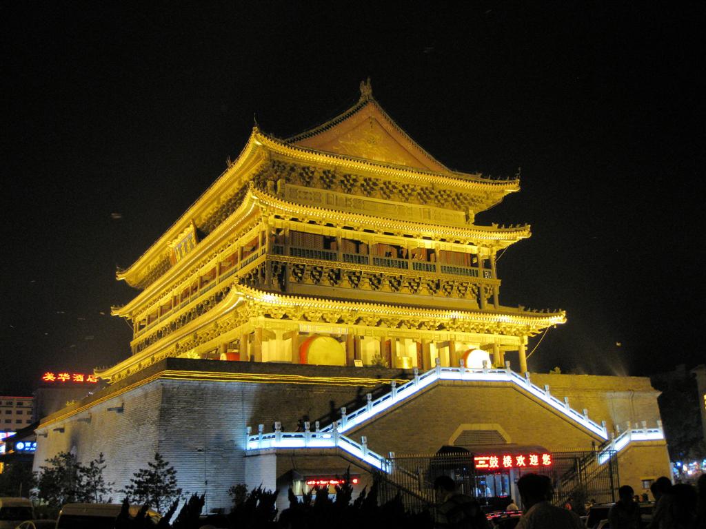 XIAN - verlichte trommeltoren