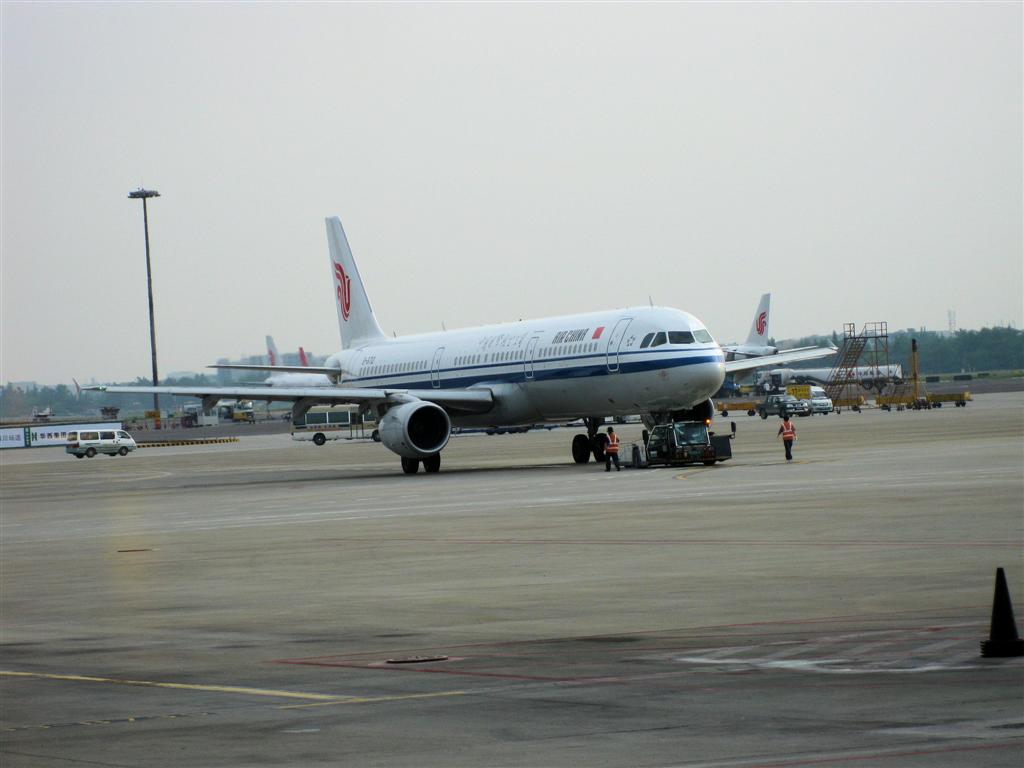 CHENGDU - het Air China vliegtuig
