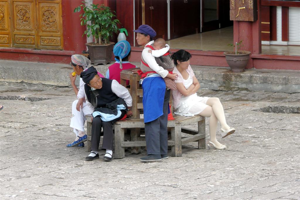 LIJIANG - inwoners van Lijiang