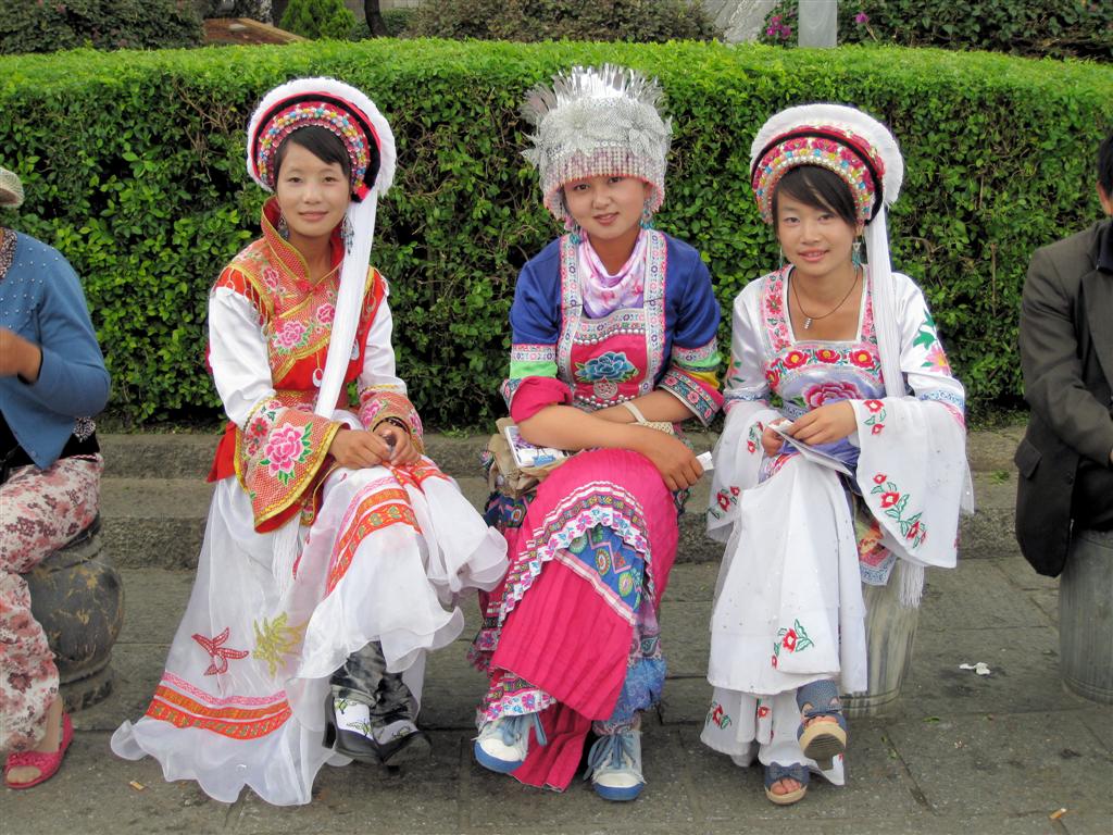 DALI - Bai meisjes
