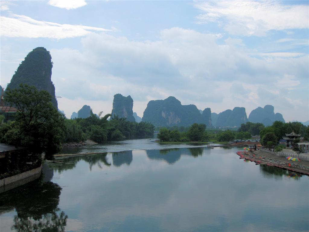 YANGSHUO - uitzicht onderweg met de fiets naar Moon Hill