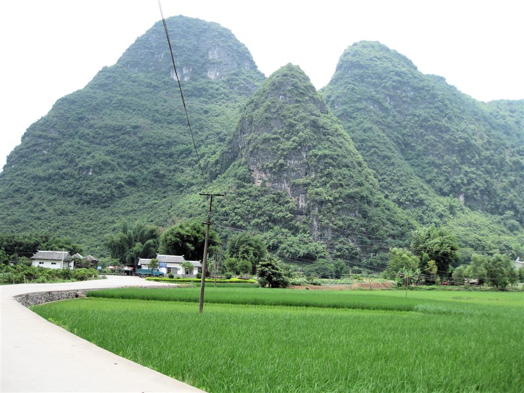 YANGSHUO - het landschap onderweg met de fiets