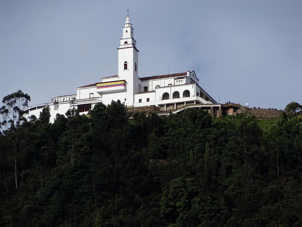BOGOTA - het klooster van het basiliek heiligdom van de Fallen Heer van Monserrate