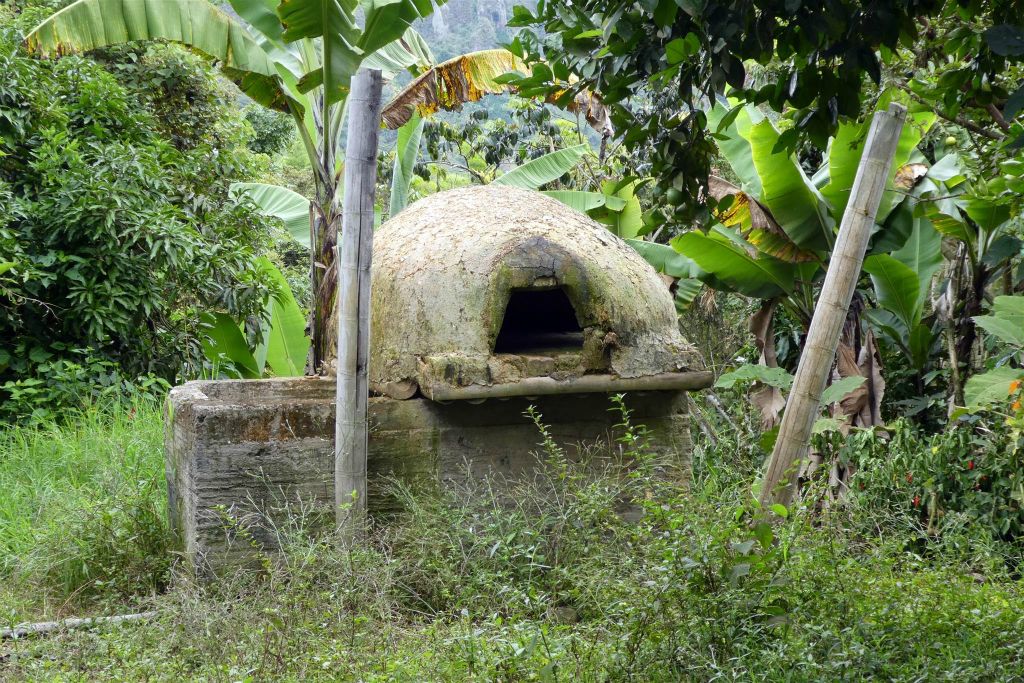 TIERRADENTRO - een oven in het dorp