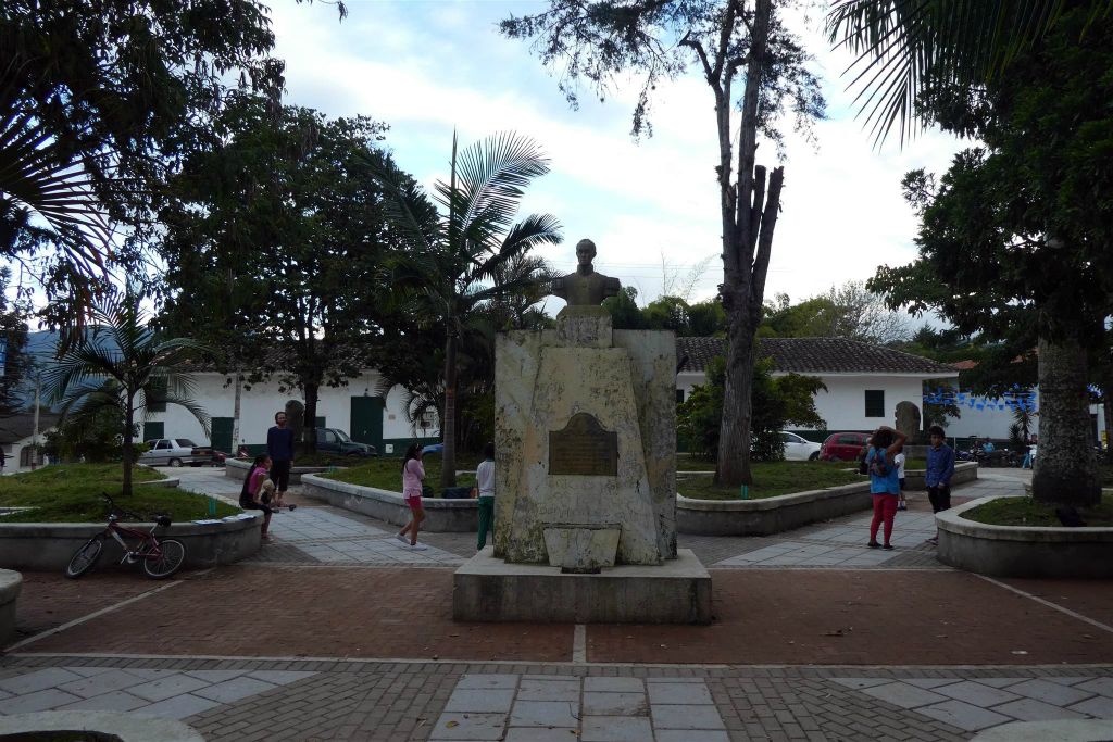 SAN AGUSTIN - een standbeeld ter ere van Simon Bolivar in het Simon Bolivar park