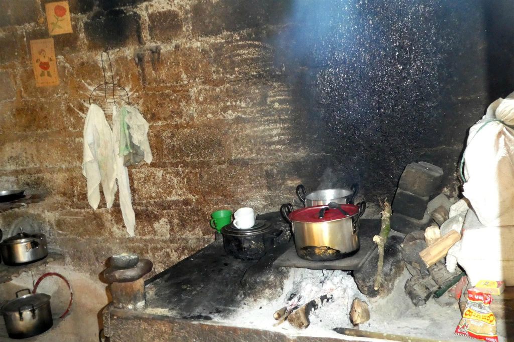 SAN AGUSTIN - een keuken in een typisch Colombiaans huisje
