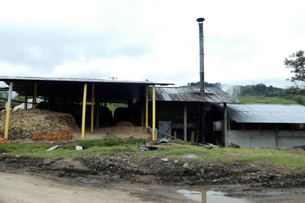 SAN AGUSTIN -> ISNOS - een suikerriet-fabriek