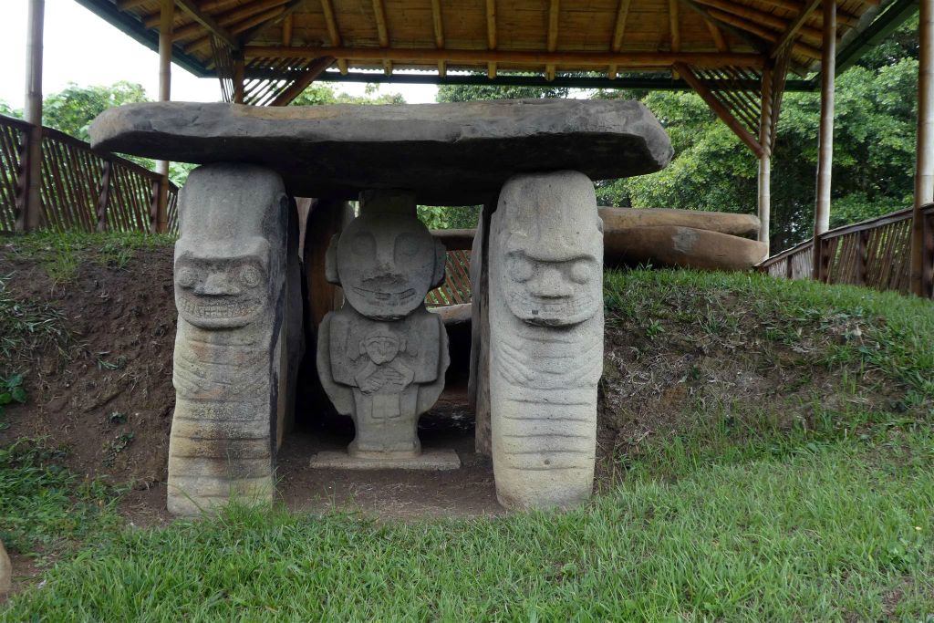 SAN AGUSTIN - enkele beelden bij het archeologisch park Mesita B