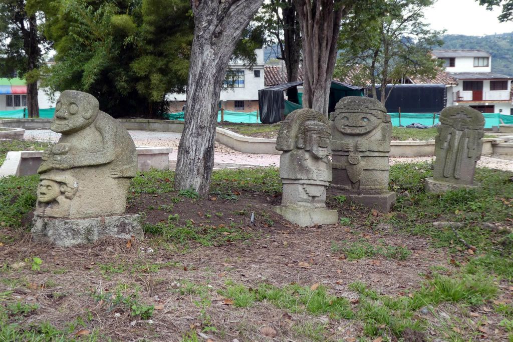 SAN AGUSTIN - enkele beelden in een afgezet park