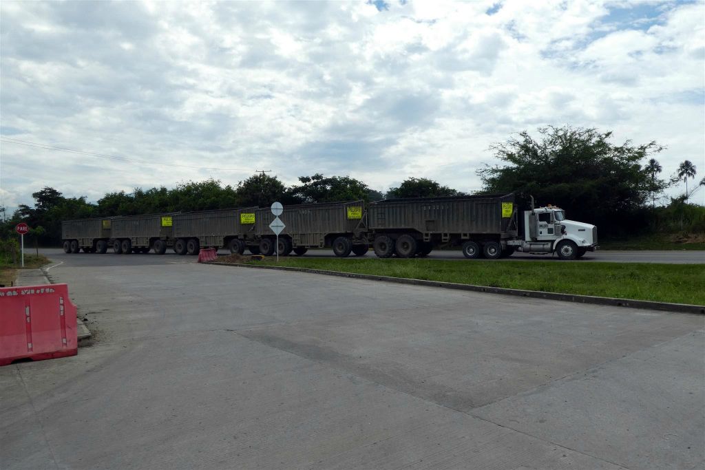 SILVIA -> BUGA - een road train voor suikerriet
