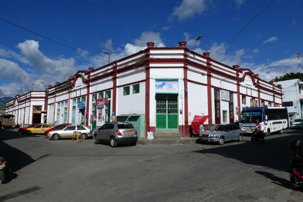 SALAMINA - diverse winkels en restaurants