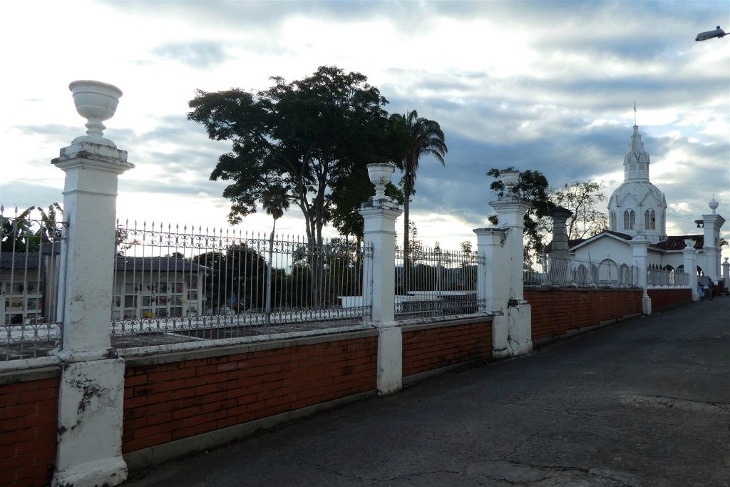 SALAMINA - de San Esteban begraafplaats