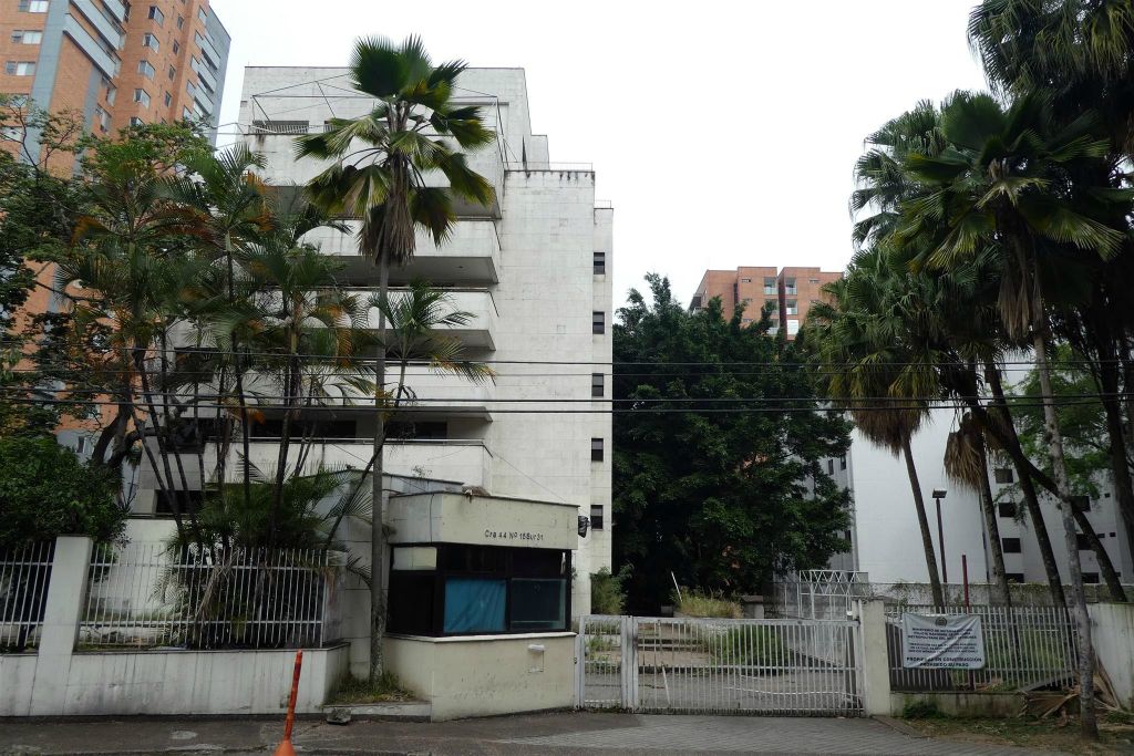 MEDELLIN - het Monaco gebouw waar Pablo Escobar ooit woonde