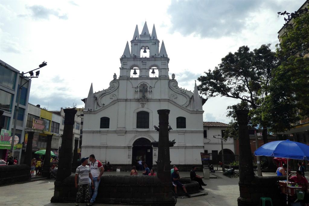 MEDELLIN - de Veracruz kerk