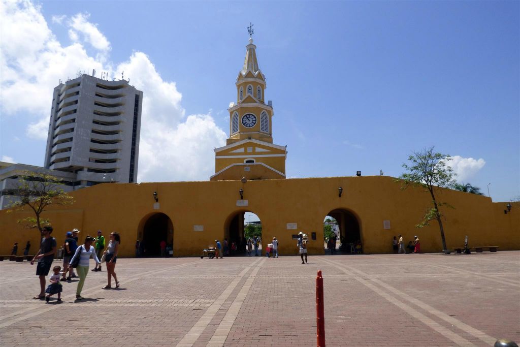 CARTAGENA - de stadspoort Torre del Reloj