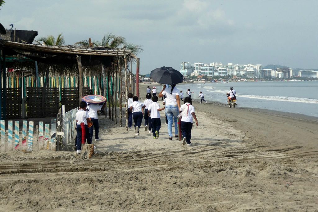 CARTAGENA - het strand in de wijk La Boquilla