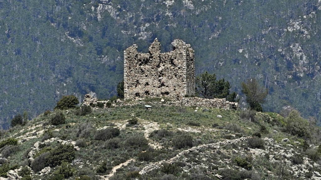 CORSICA - VIVARIO - het fort van Pasciola