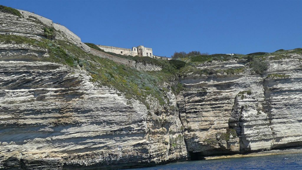 CORSICA - BONIFACIO - de krijtrotsen