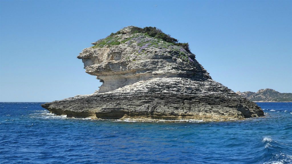 CORSICA - BONIFACIO - een krijtrots