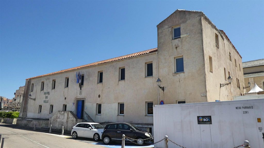 CORSICA - BONIFACIO - het hotel De Ville