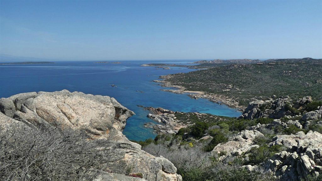 SARDINIË - LA MADDALENA - het landschap