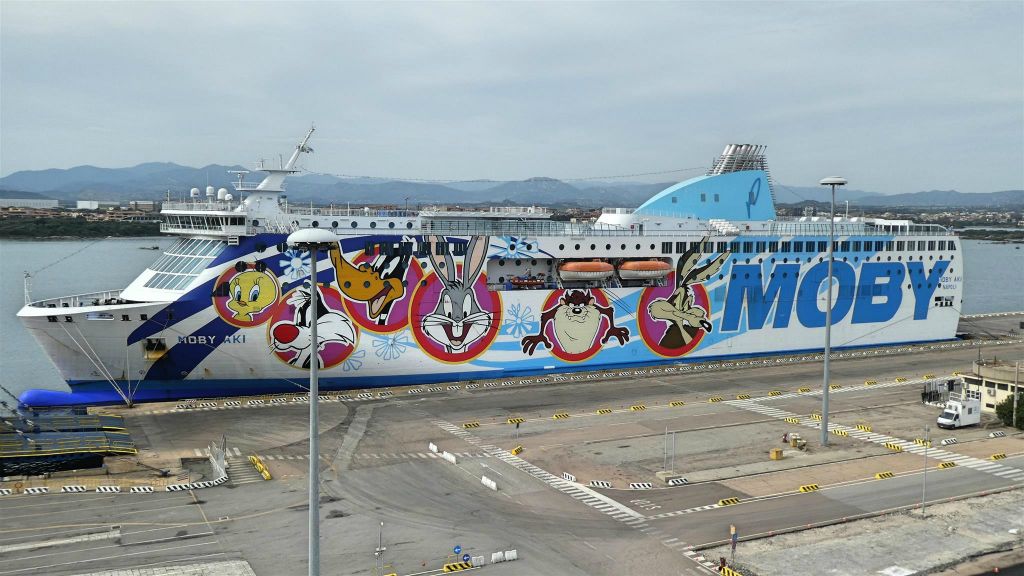 SARDINIË - OLBIA - een veerboot