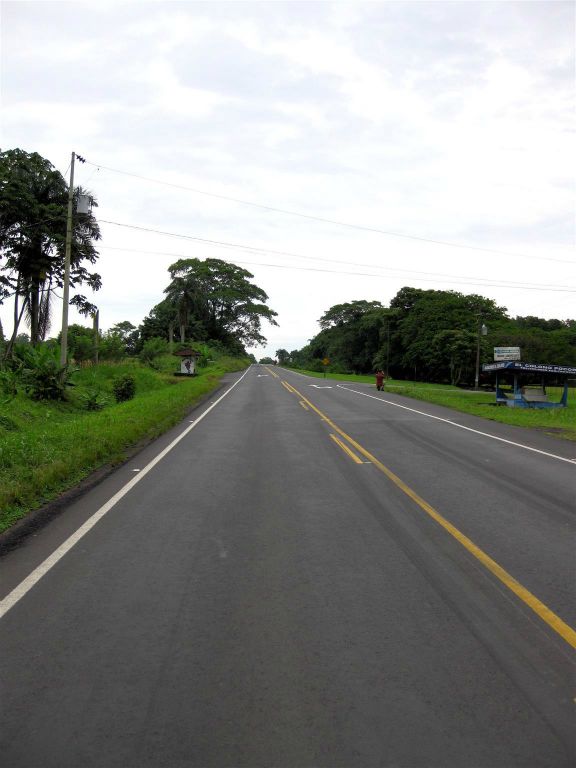 SAN JOSÉ -> CAÑO BLANCO - een weg
