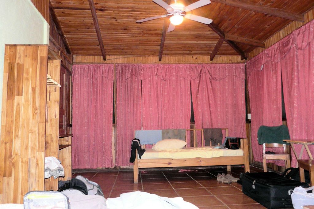 TORTUGUERO NATIONAL PARK - onze kamer in de turtle beach lodge