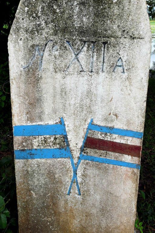 CAÑO NEGRO - een grenspaal bij de grens van Nicaragua