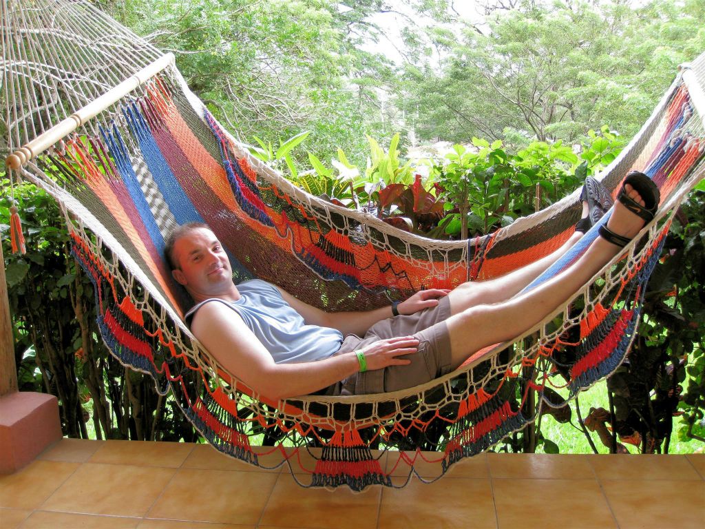 RINCÓN DE LA VIEJA - Carlos in een hangmat