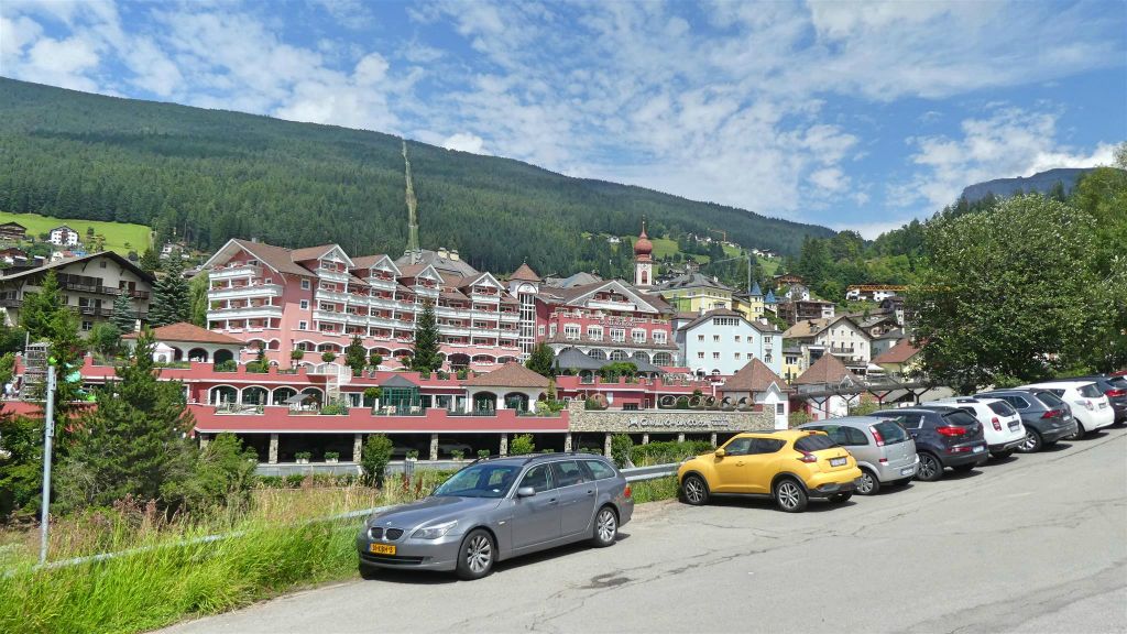 ORTISEI - het Cavallino Bianco Family Spa Grand hotel