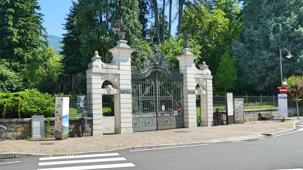 LEVICO TERME - een poort van het Habsburg park