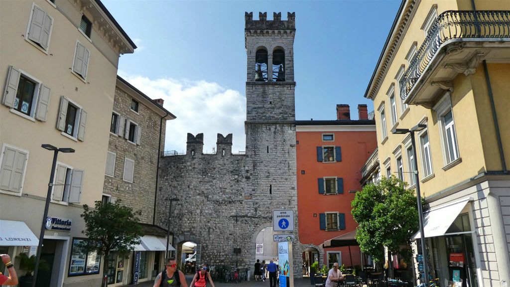 RIVA DEL GARDA - de stadspoort San Michelle